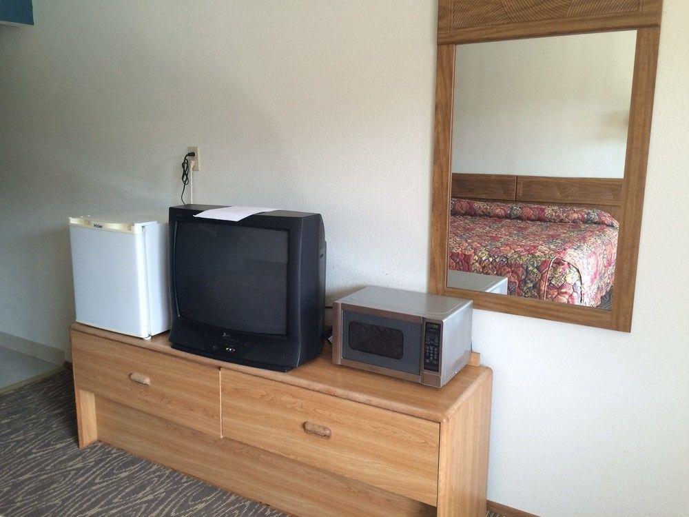 Silver Sands Motel Флорънс Екстериор снимка